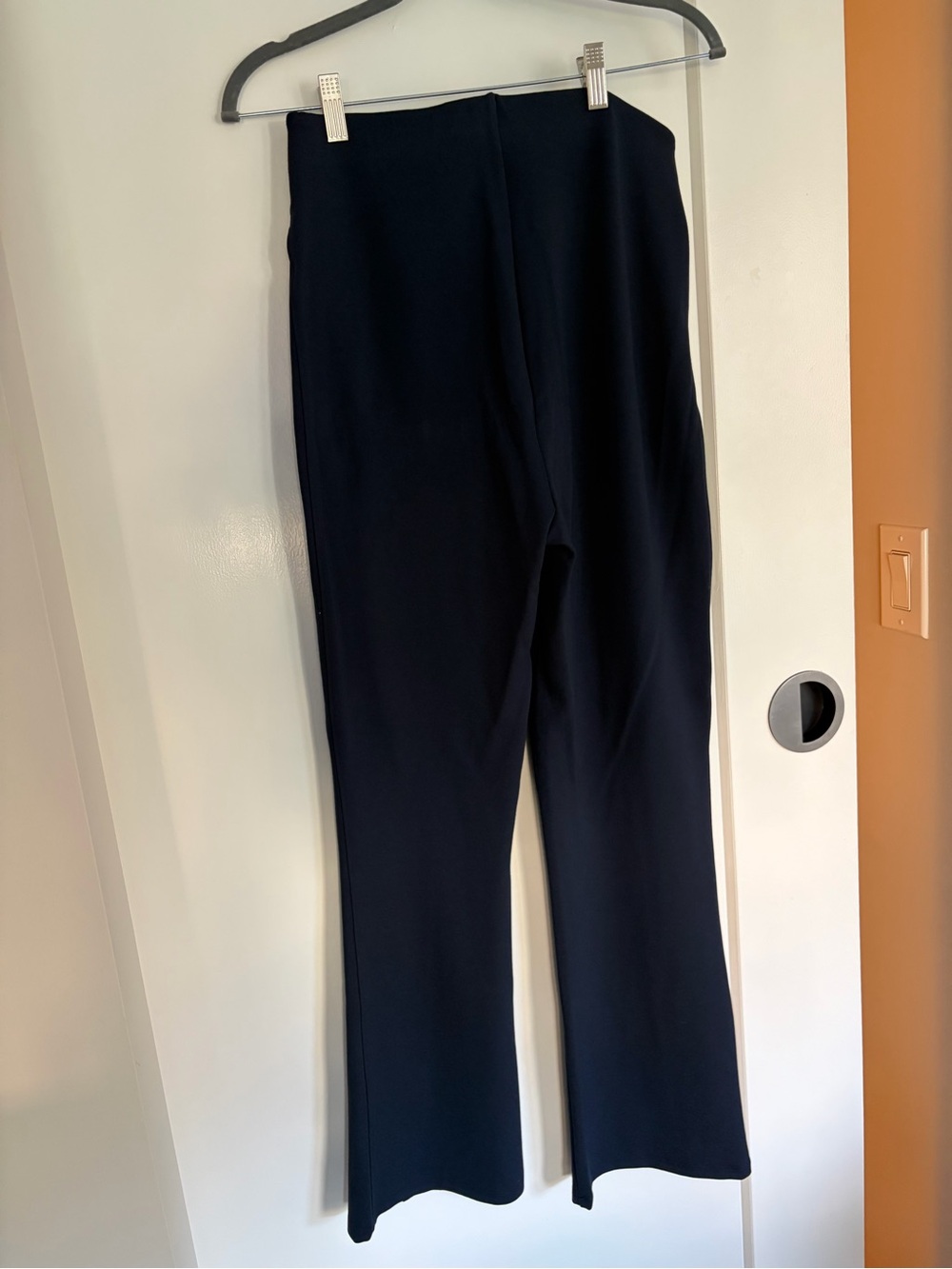 Old Navy Women’s Navy Stretch Flared Pants